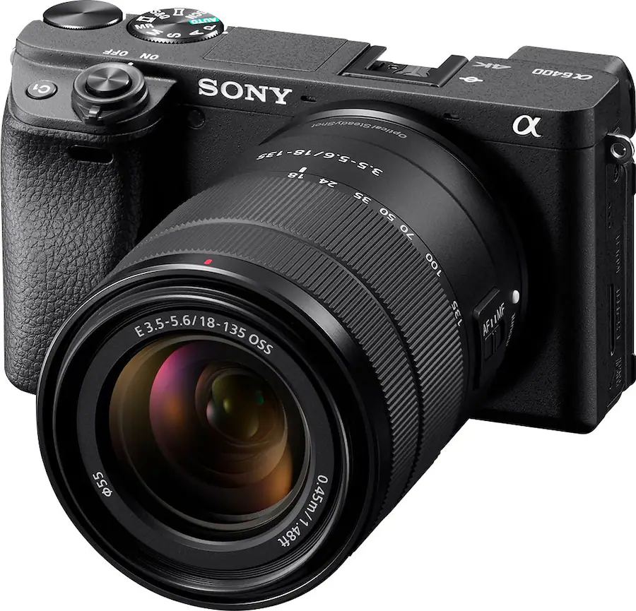 Sony A6400 with 18-135mm Lens